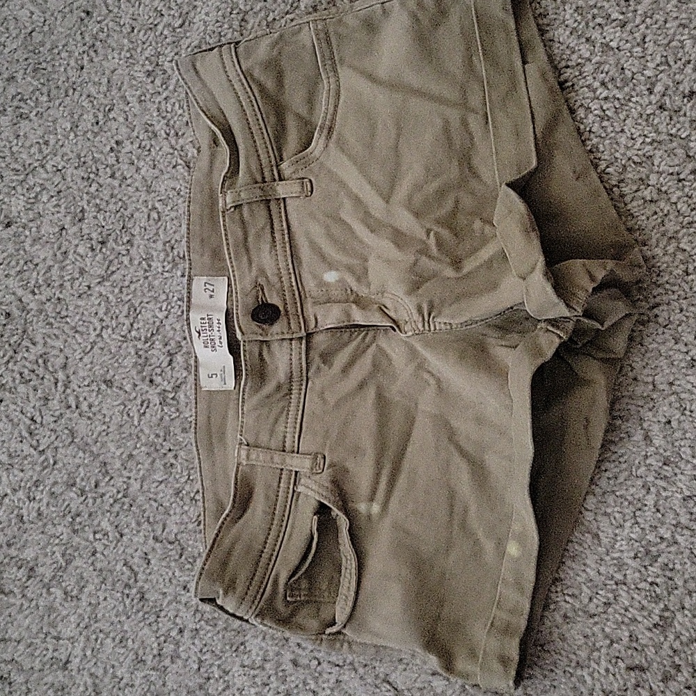 Khaki hollister shorts